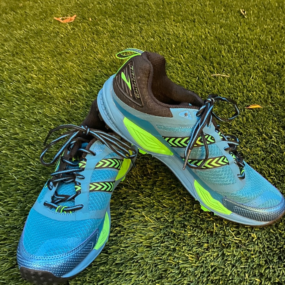 Brooks men’s Cascadia 12 size 12